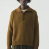 Sweter wełniany z półplisą Sweter wełniany z półplisą